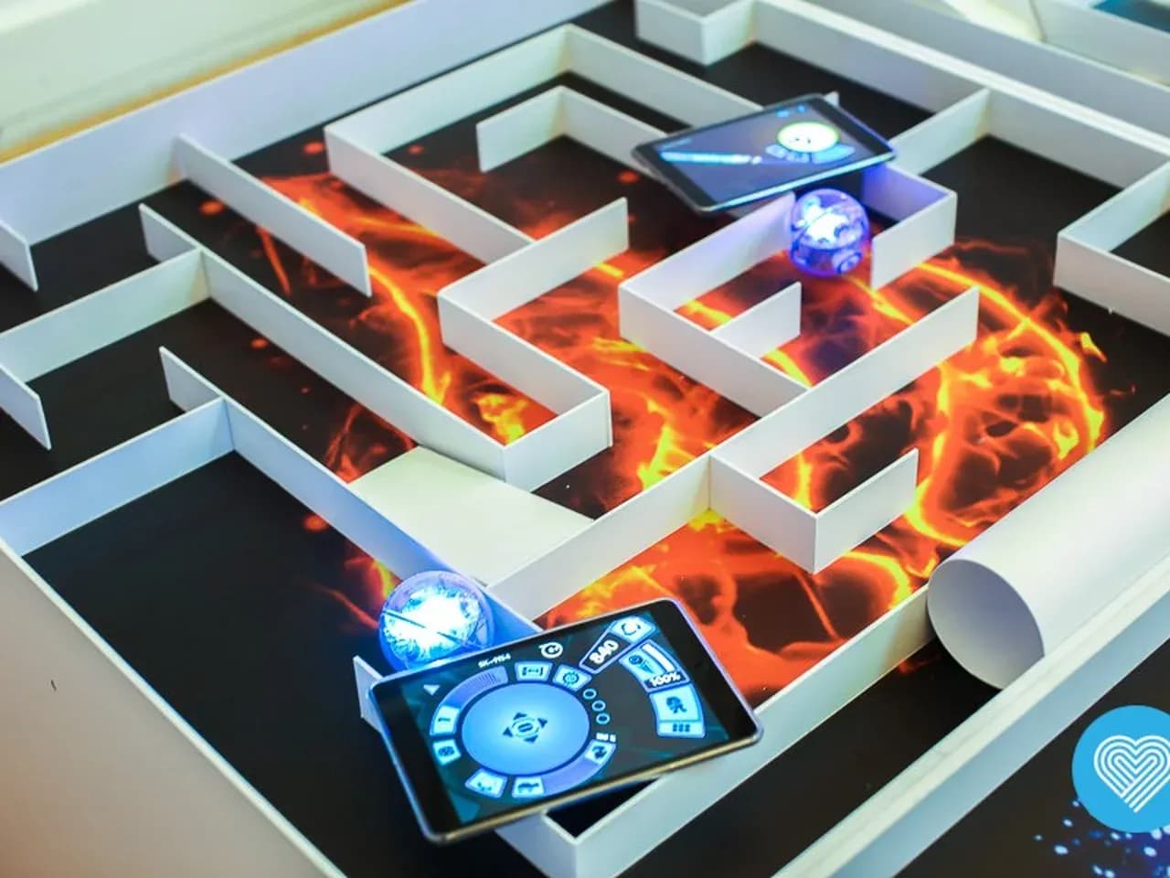 Лабиринт гонок на робошарах